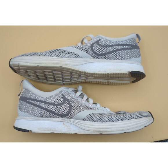 Nike Zoom Strike Vast Grey Lightweight Running Shoes Womens Size 8 - Picture 9 of 10